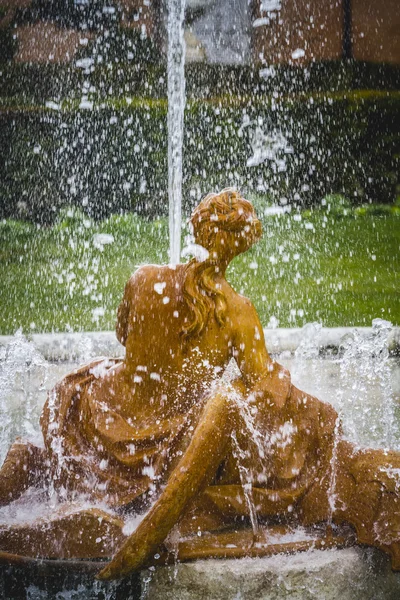 Ornamental fountains of the Palace of Aranjuez — Stock Photo, Image