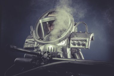 Spaceman gümüş zırh