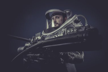 Spaceman gümüş zırh
