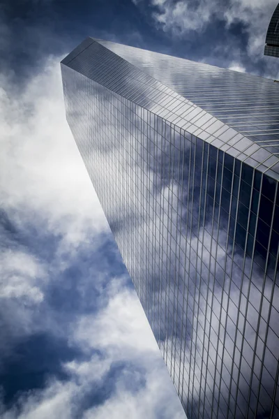 Skyscraper with glass facade — Stock Photo, Image