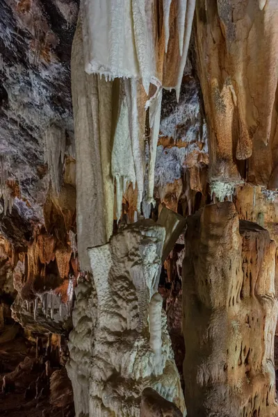 Formation Stalactites Stalagmites Ancient Cave — Stock Photo, Image