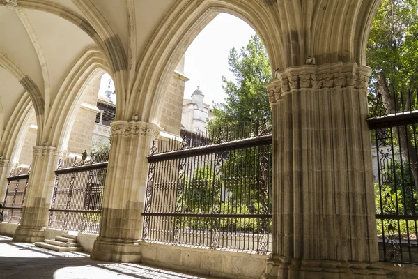 Cloister of the Cathedral of Toledo — Stock Photo, Image