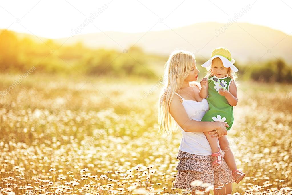 en línea italiano pequeña mama en línea italiano pequeña mama