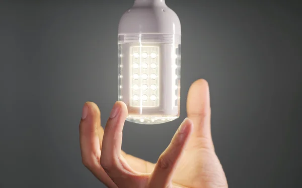el değiştirme led ampul