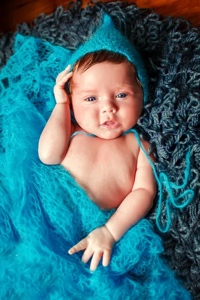 Bebé recém-nascido. Adorável bebê recém-nascido — Fotografia de Stock
