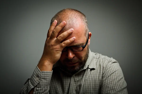 Homem triste. — Fotografia de Stock