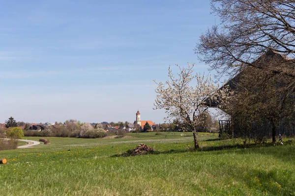 Ländliches Dorf Deutscher Landschaft Sonnigen Nachmittag Des Frühlings — Stockfoto