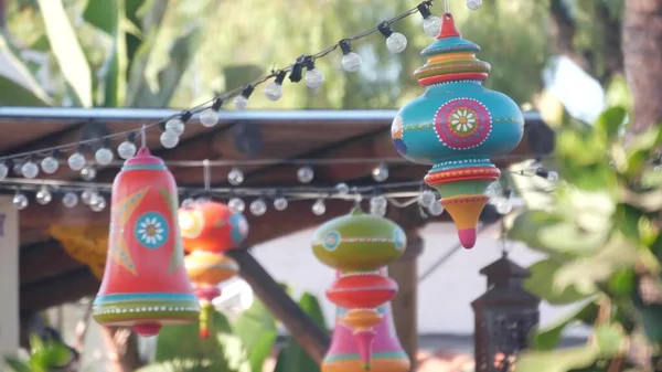 Festival de décoration de rue pour Cinco de Mayo, Jour des Morts ou Dia de Muertos. — Photo