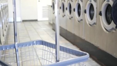 Çamaşır makineleri, umumi bozuk para çamaşırları, ABD. Çamaşırhane, çamaşırhane..