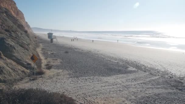 Stâncă Abruptă Stâncă Sau Cacealma Eroziune Coasta Californiei Del Mar — Videoclip de stoc