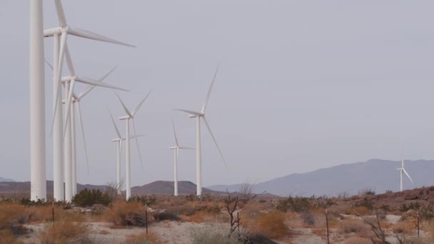 Rotacja Turbin Wiatrowych Elektrownia Wiatrowa Lub Elektrownia Wiatrowa Alternatywne Ekologiczne — Wideo stockowe