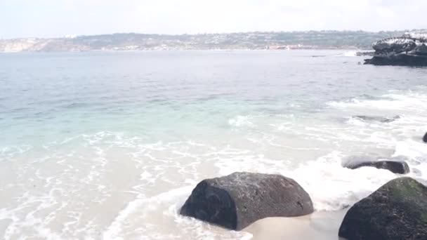 Crystal Blue Blue Transparent Calm Ocean Jolla Cove California Coast — Vídeo de stock