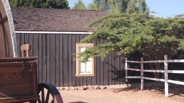 Old Wooden Retro Covered Wagon Wheels Wild West Pioneer Ranch — Stock Video