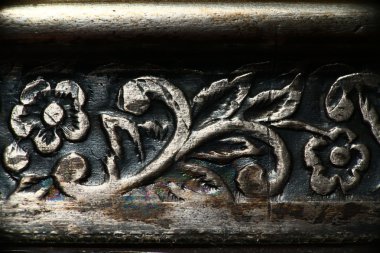 çiçek desenleri, bakır, çiçek süsleme metal doku üzerinde oyma