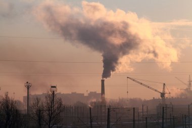 kış günü endüstriyel şehir