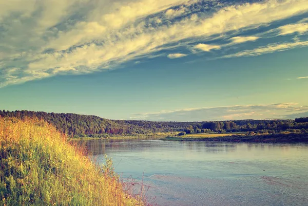 Summer river with clouds and the field — Stock Photo, Image