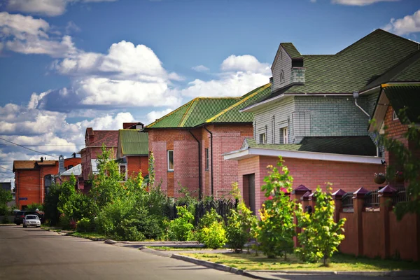 Accogliente condominio casa di città — Foto Stock