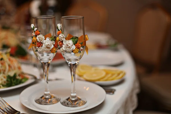 Beautiful glasses, serving wedding table Stock Picture