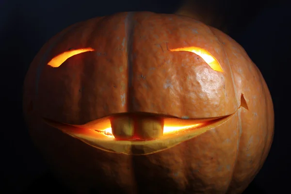 Kürbis zu Halloween — Stockfoto