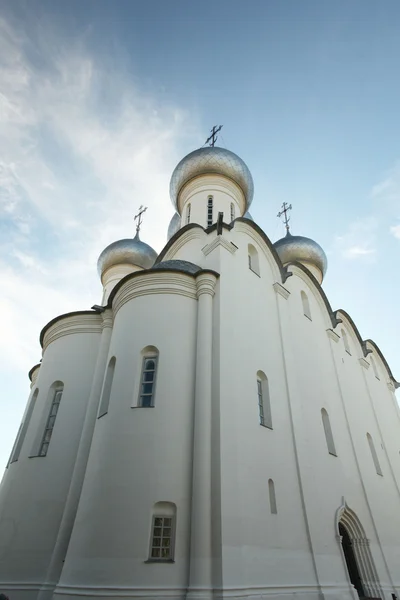 Kyrkan kupoler — Stockfoto