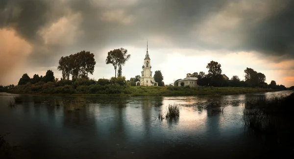 Church River summer — Stock Photo, Image