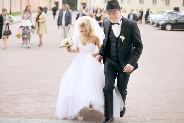 Bride and groom — Stock Photo, Image