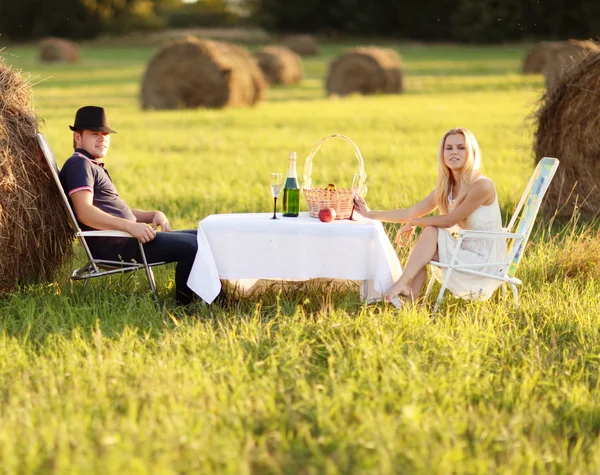 Picnic de amantes — Foto de Stock