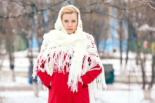 Girl in shawl — Stock Photo, Image