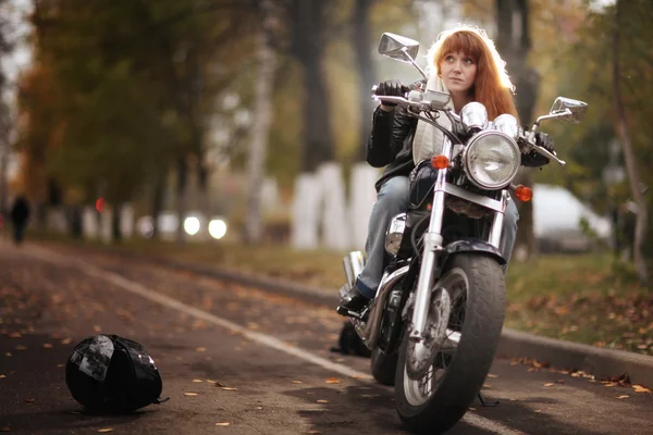 Girl on motorcycle — Stock Photo, Image
