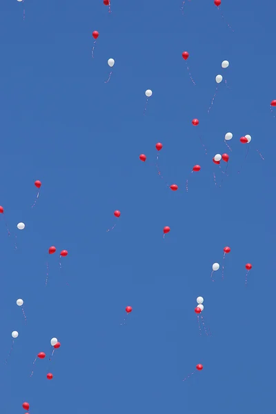 Balony w niebo — Zdjęcie stockowe