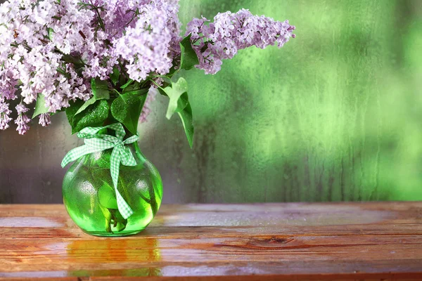 Lilac in a vase — Stock Photo, Image