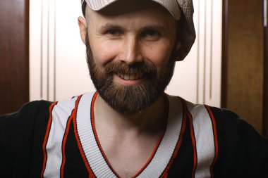 Sakallı Adam