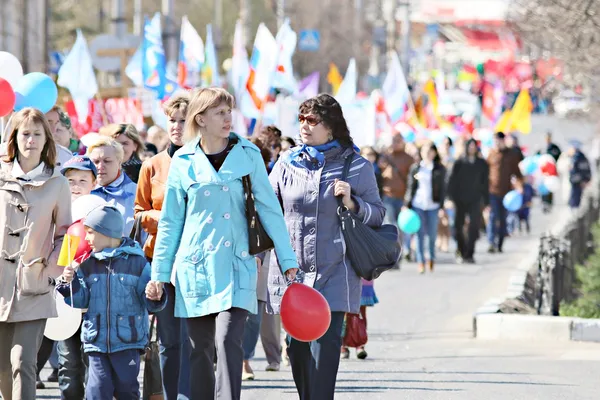 Ludzie na demonstracji dni maja — Zdjęcie stockowe