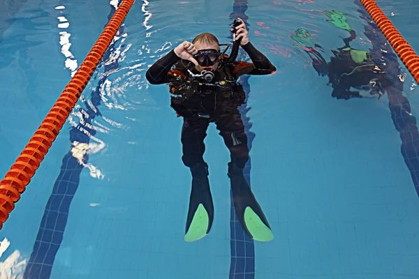 Diver gesturing down sign — Stock Photo, Image