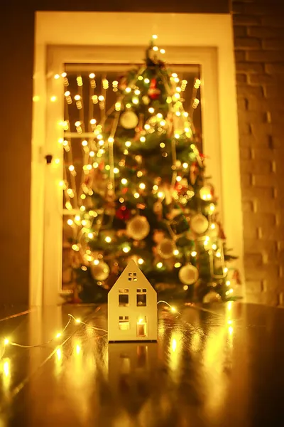 Kerstmis Decoratie Avond Huis Verlichting Achtergrond Abstract Vakantie Decor — Stockfoto