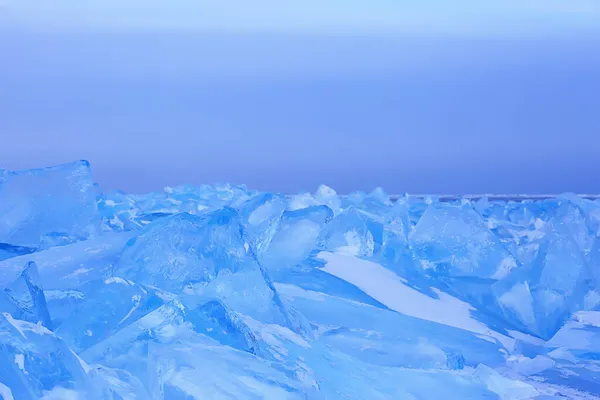 Kawałek Lodu Baikal Lodzie Natura Sezon Zimowy Krystalicznie Czysta Woda — Zdjęcie stockowe