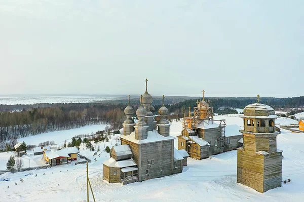 Ahşap Kilise Kış Manzarası Manzara Rus Kuzey Mimarisi — Stok fotoğraf