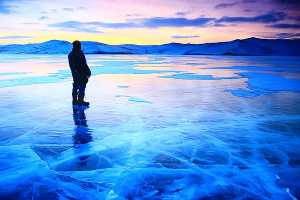 Байкальский Ледяной Ландшафт Зимний Сезон Прозрачный Лед Трещинами Озере — стоковое фото
