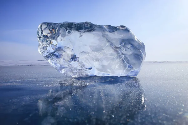 Stück Eis Baikal Auf Eis Natur Wintersaison Kristall Wasser Transparent — Stockfoto