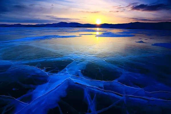 Paysage Glace Baïkal Saison Hivernale Glace Transparente Avec Fissures Sur — Photo