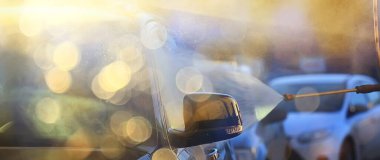 Araba yıkama arkaplansız sıçrama, otomatik servis