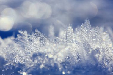 Soyut kış arka planında mevsimlik donmuş buz kar mevsimi