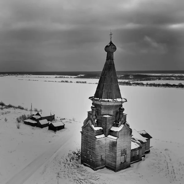 Iglesia Madera Vista Superior Invierno Paisaje Ruso Arquitectura Del Norte —  Fotos de Stock