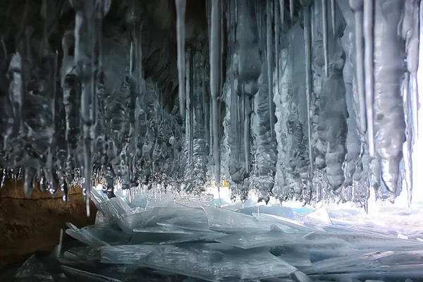 氷の洞窟冬の凍結自然背景風景 — ストック写真
