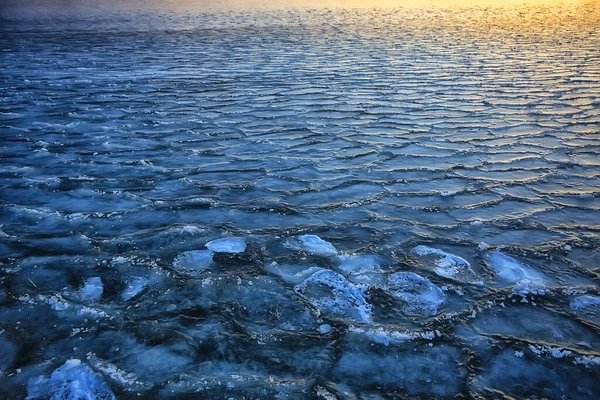 Congelación Hielo Marino Piezas Redondas Océano Fondo Invierno Clima Costa —  Fotos de Stock