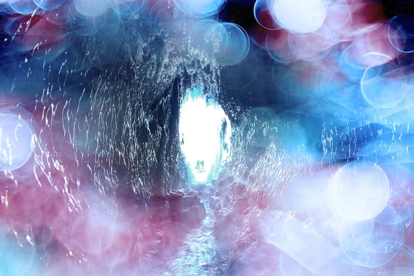 Buz Mağarası Kışı Donmuş Doğa Manzarası — Stok fotoğraf