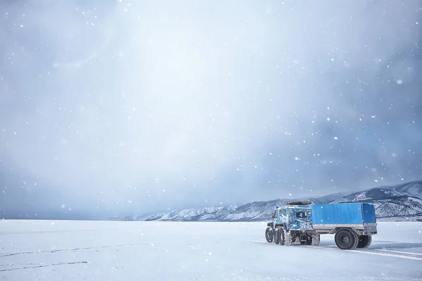 Vehículo Todoterreno Hielo Del Lago Baikal Olkhon Viaje Auto Carretera — Foto de Stock