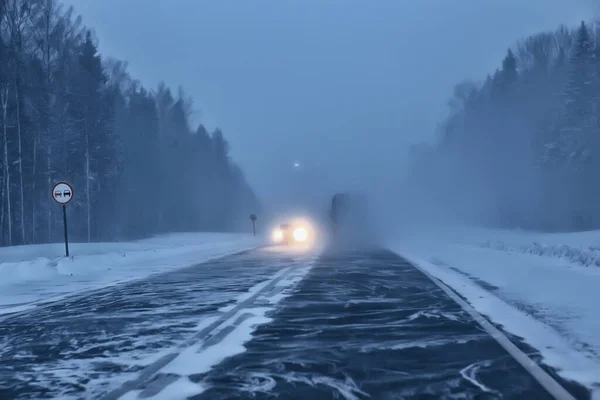 Winter Highway Snowfall Background Fog Poor Visibility — Stock Photo, Image