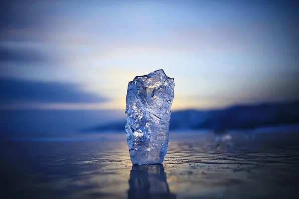 Stück Eis Baikal Auf Eis Natur Wintersaison Kristall Wasser Transparent — Stockfoto