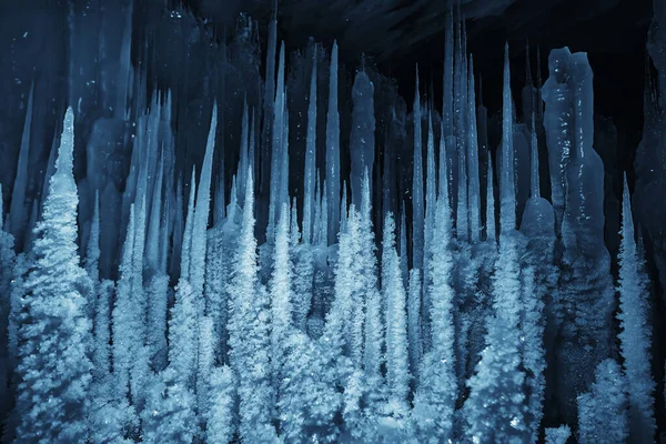 Icicles Fundo Inverno Sazonal Congelado Livre Telhado — Fotografia de Stock
